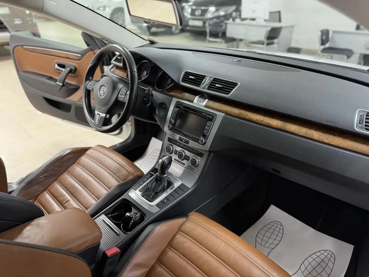 Volkswagen Passat CC