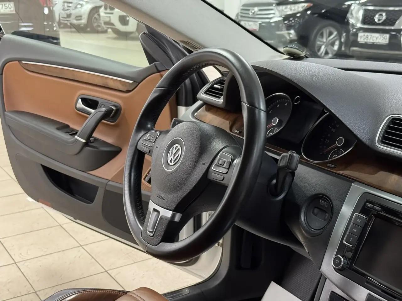 Volkswagen Passat CC