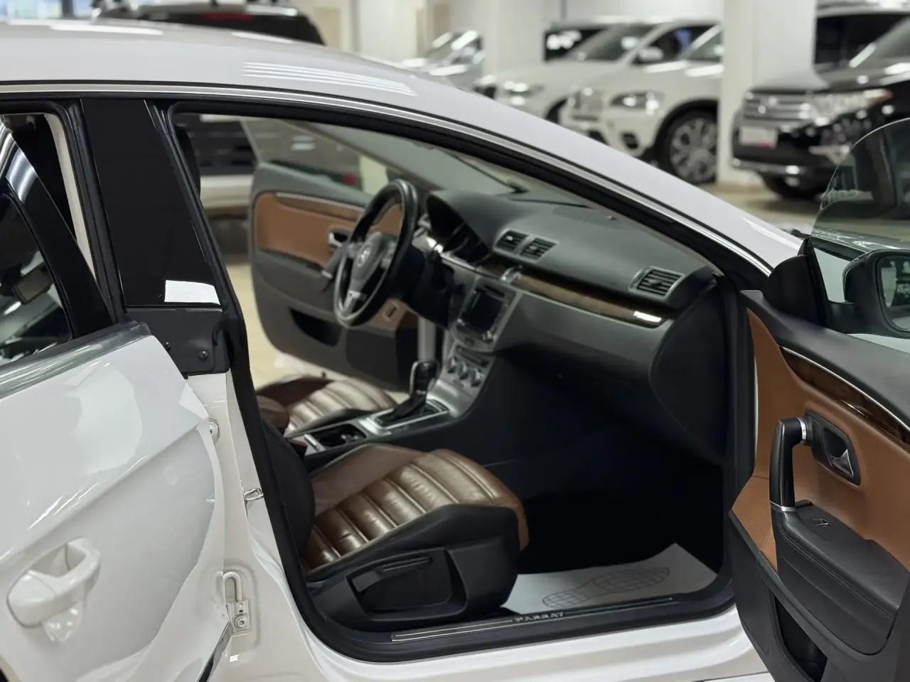 Volkswagen Passat CC