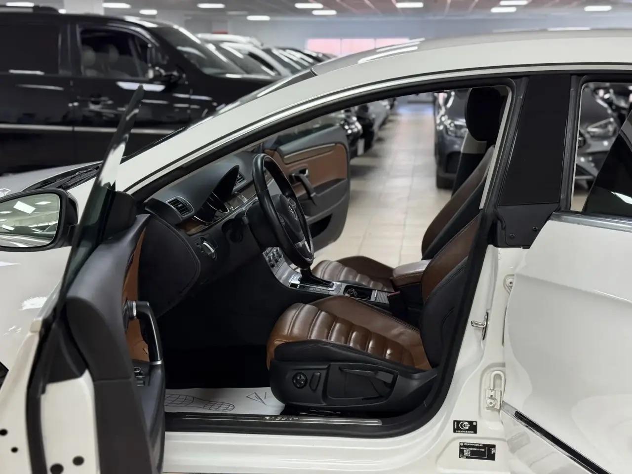 Volkswagen Passat CC