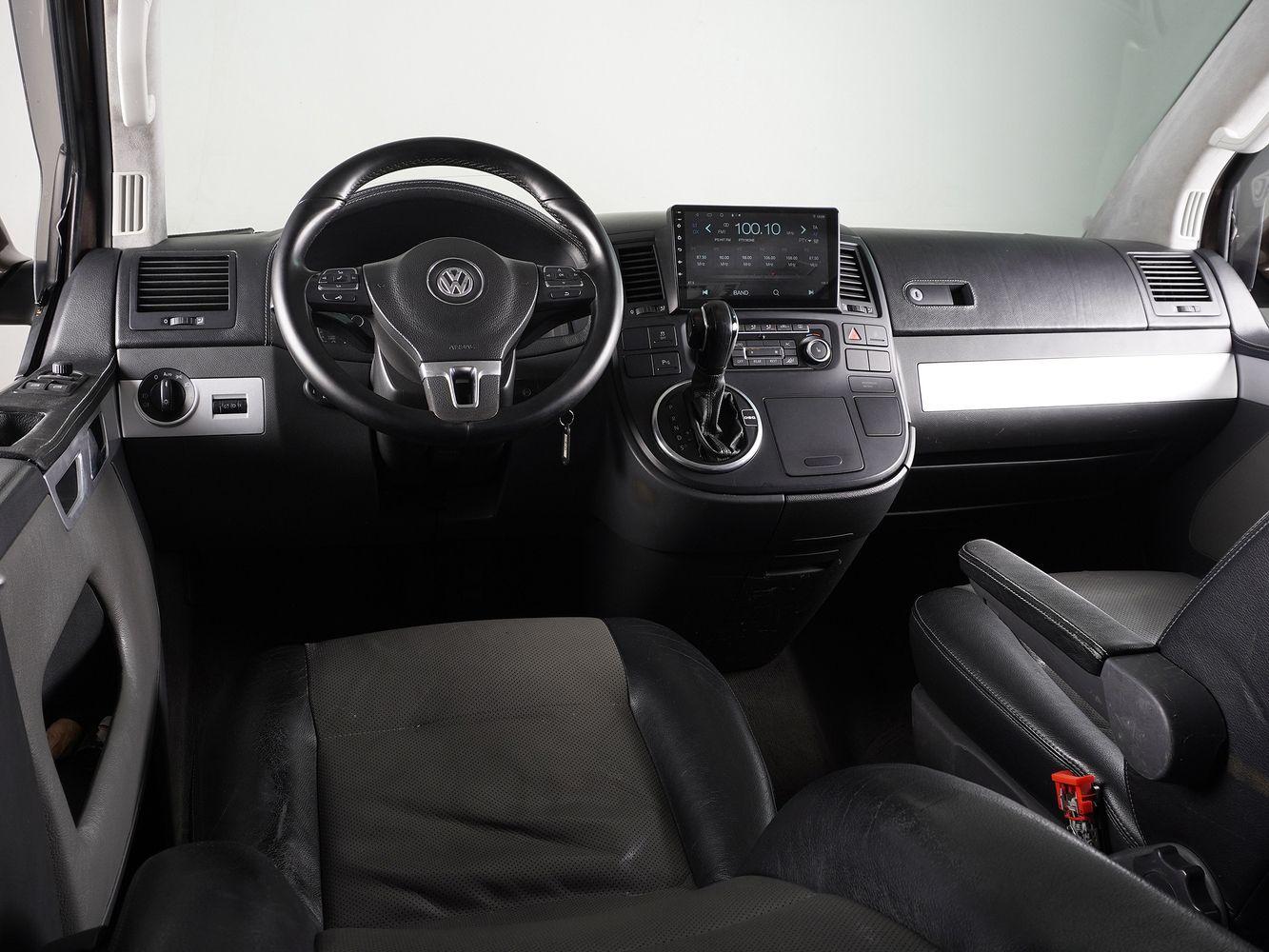 Volkswagen Multivan, 2013