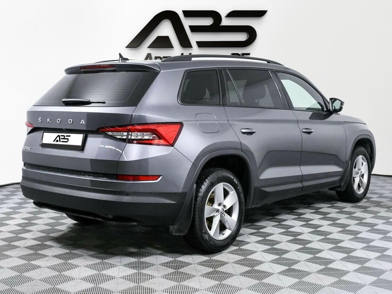 фото автомобиля 1