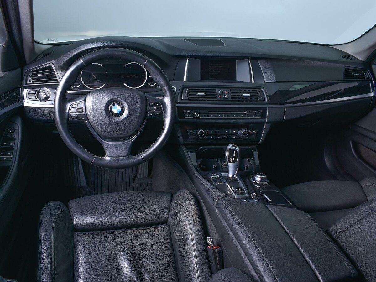 BMW 5 серии, 2015