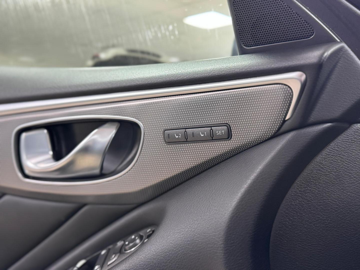 Infiniti Q50