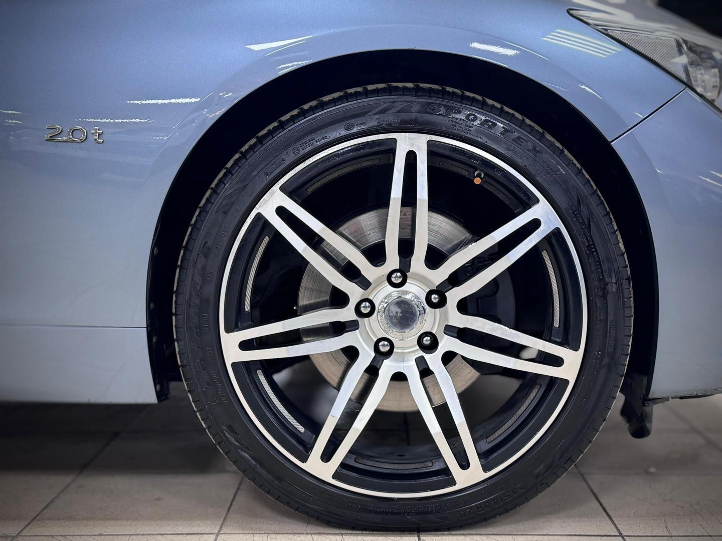Infiniti Q50
