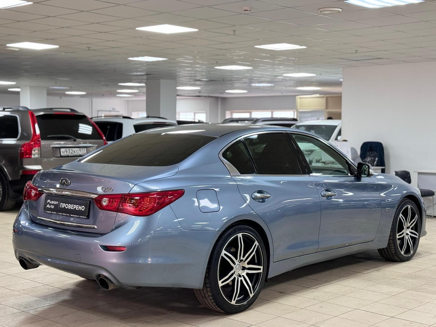 Infiniti Q50