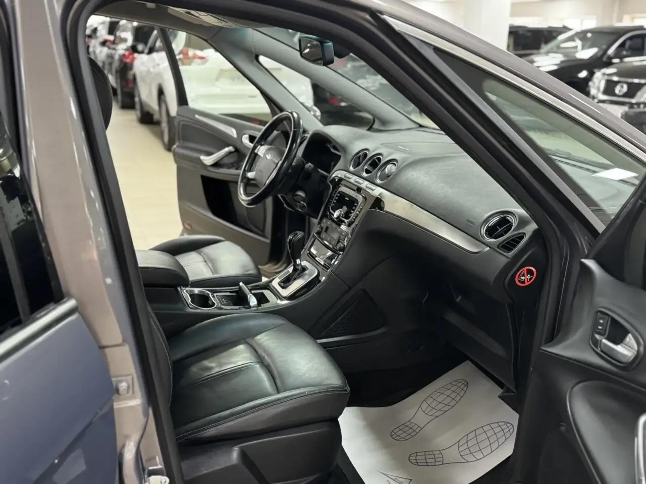 Ford S-MAX