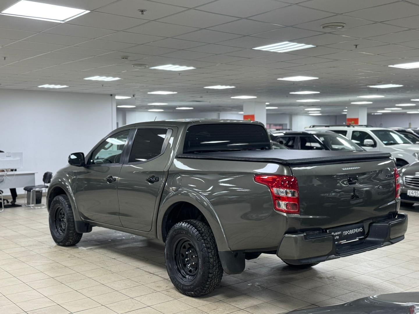 Mitsubishi L200