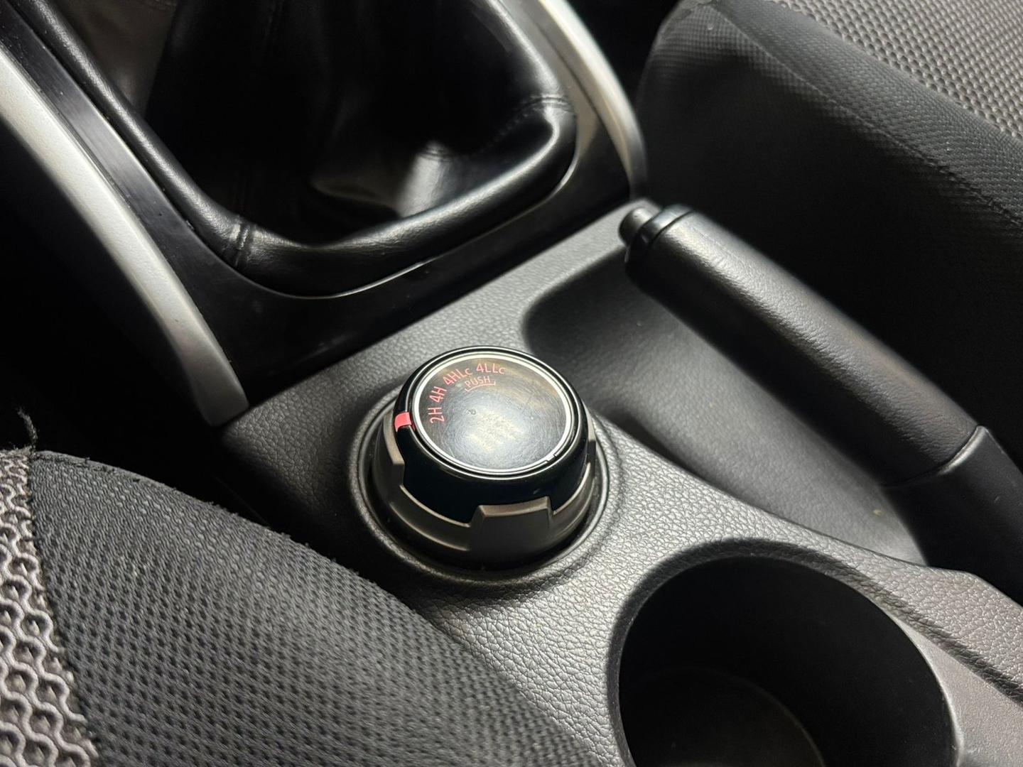 Mitsubishi L200