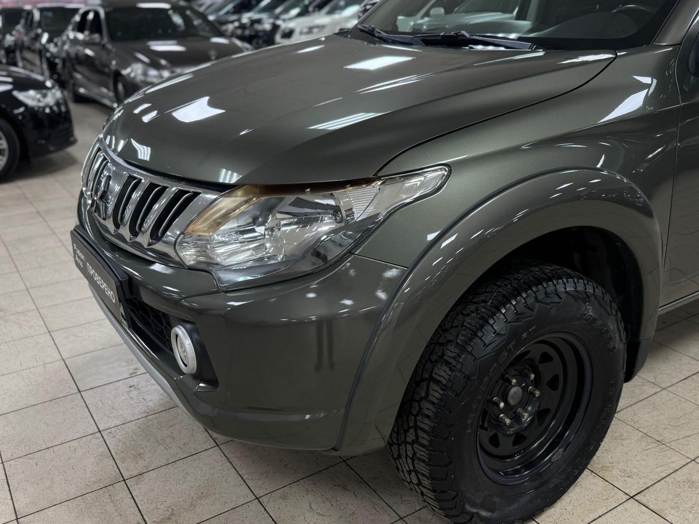 Mitsubishi L200