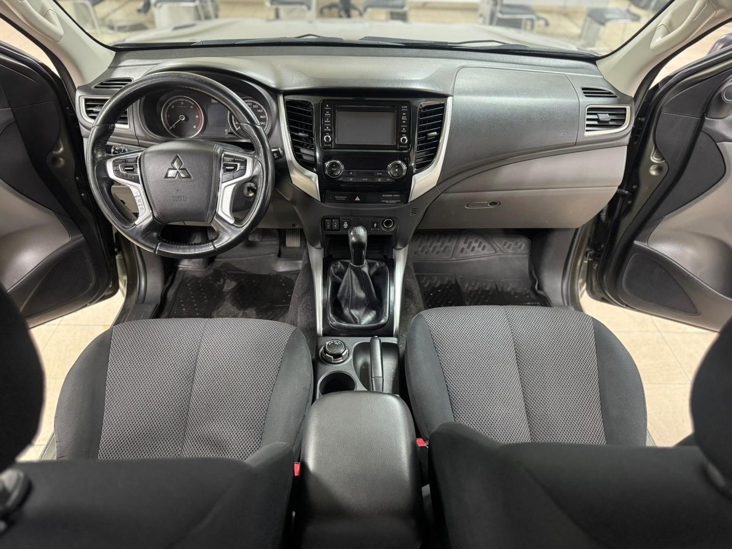 Mitsubishi L200