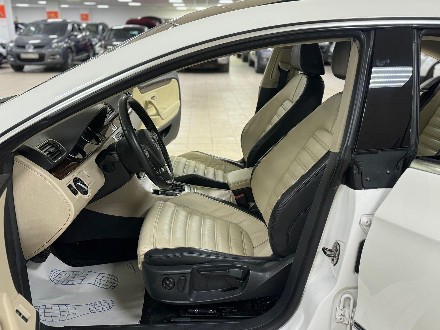 Volkswagen Passat CC