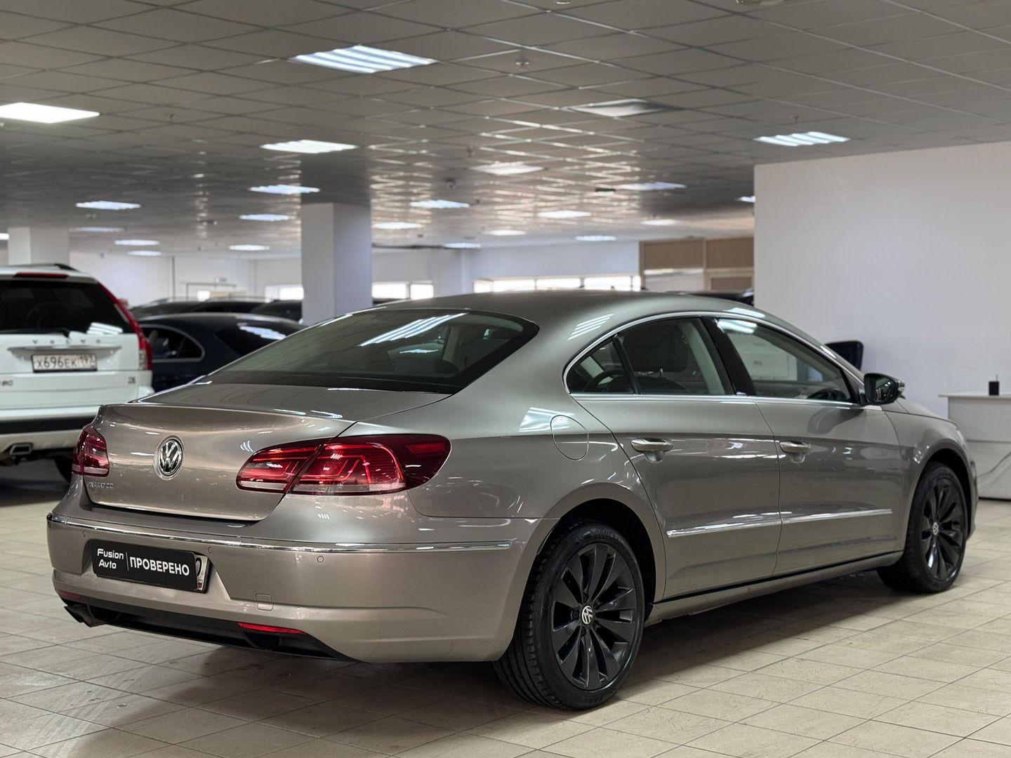 Volkswagen Passat CC