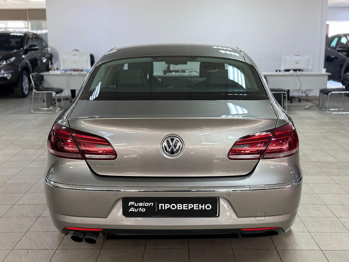Volkswagen Passat CC