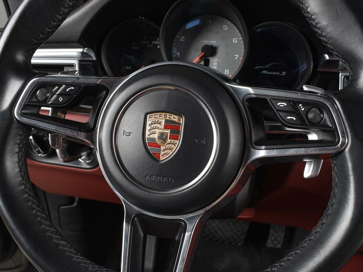 Porsche Macan, 2016