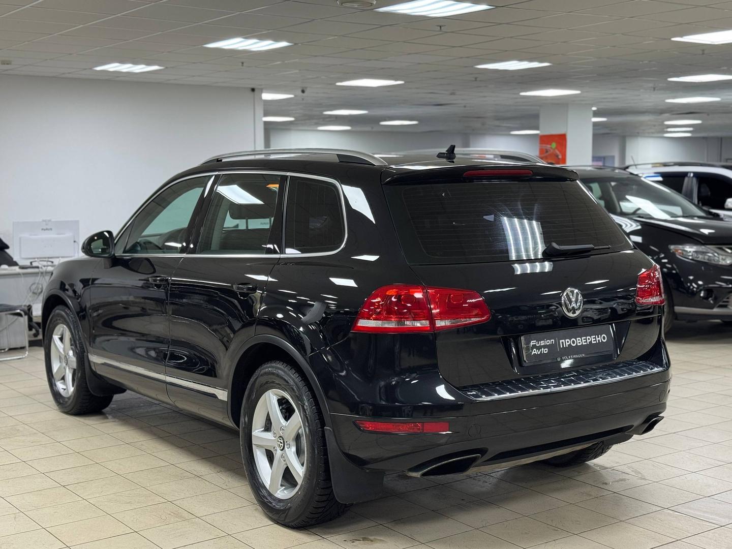 Volkswagen Touareg