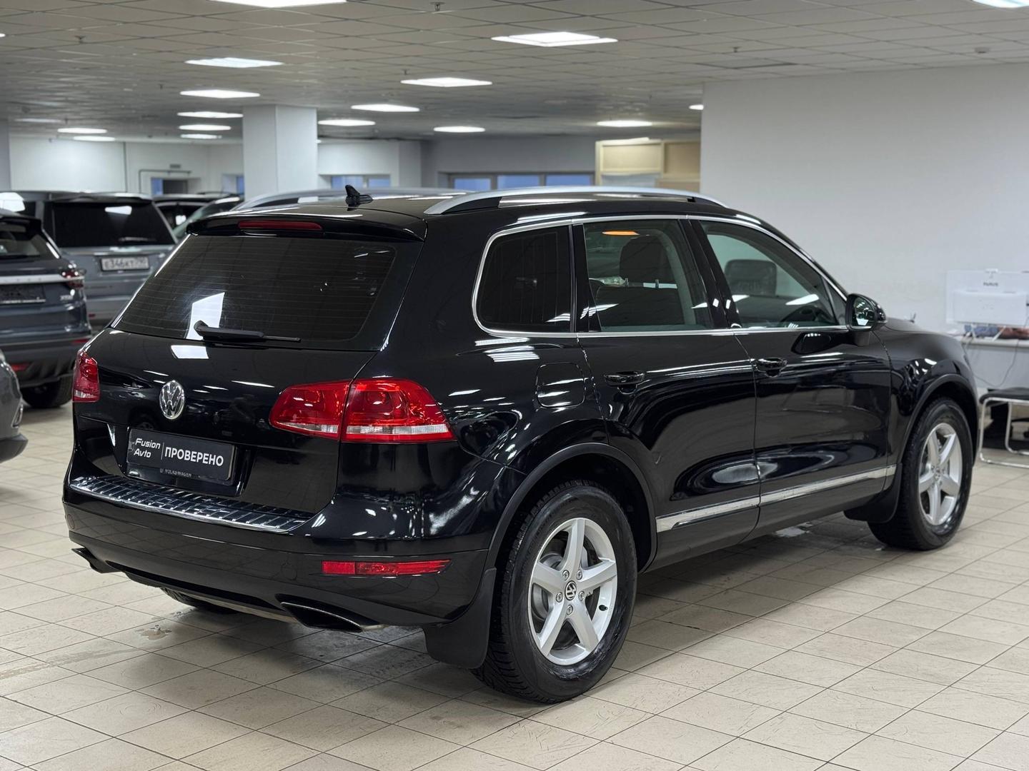 Volkswagen Touareg