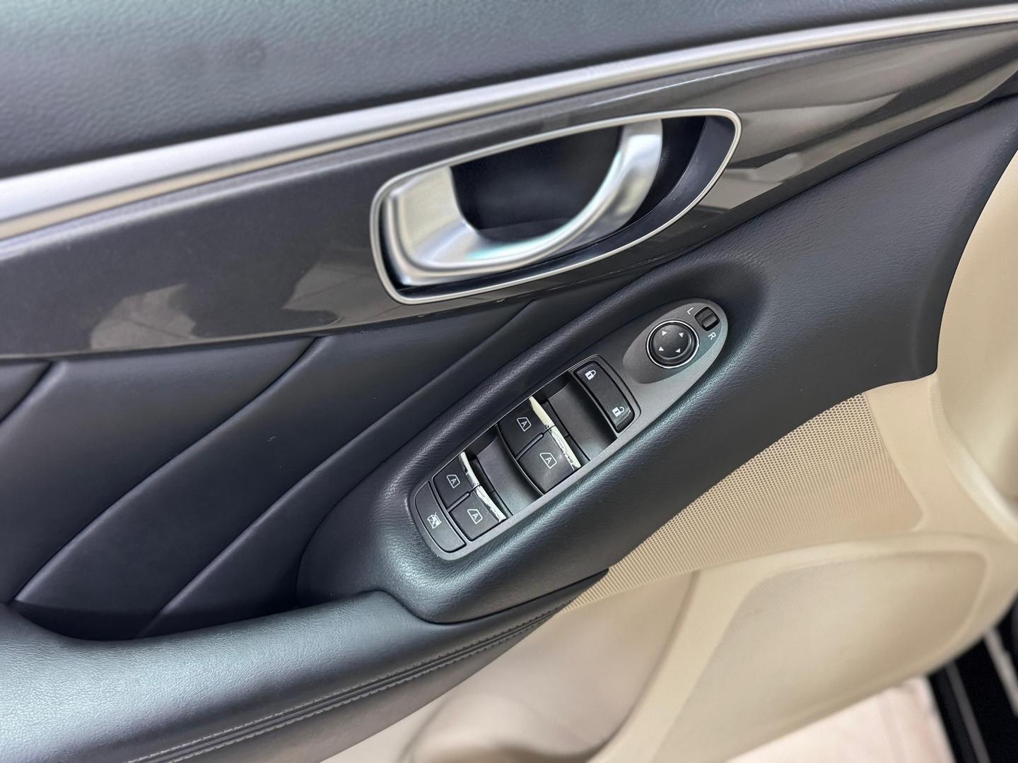 Infiniti Q50