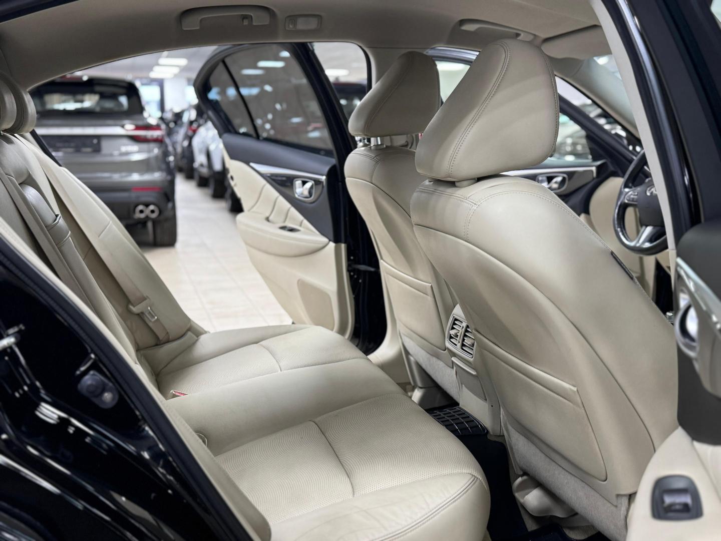 Infiniti Q50