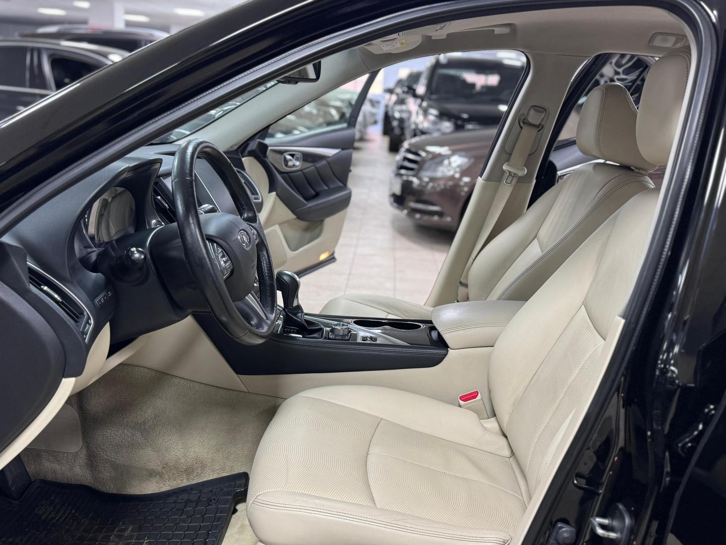 Infiniti Q50