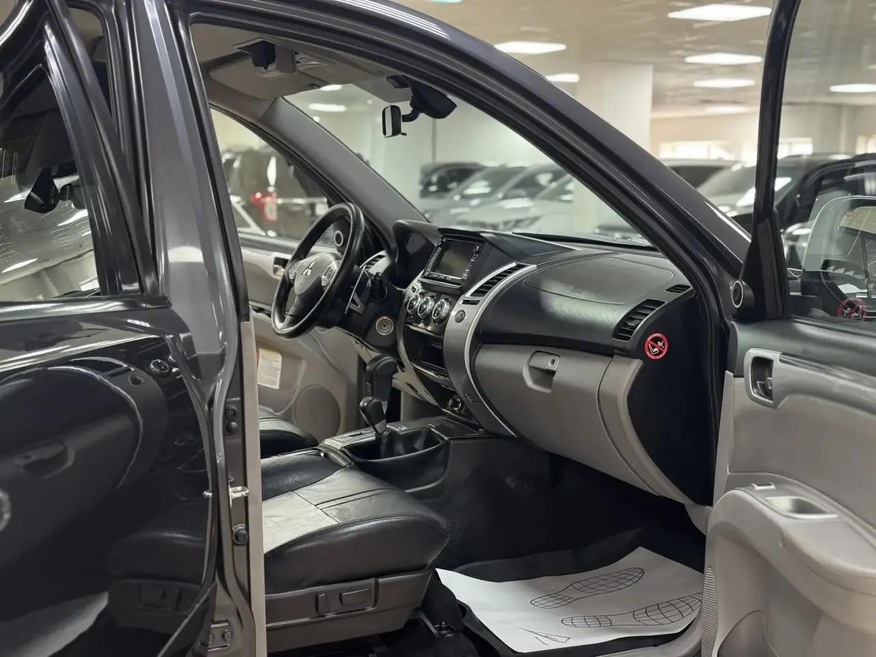 Mitsubishi Pajero Sport