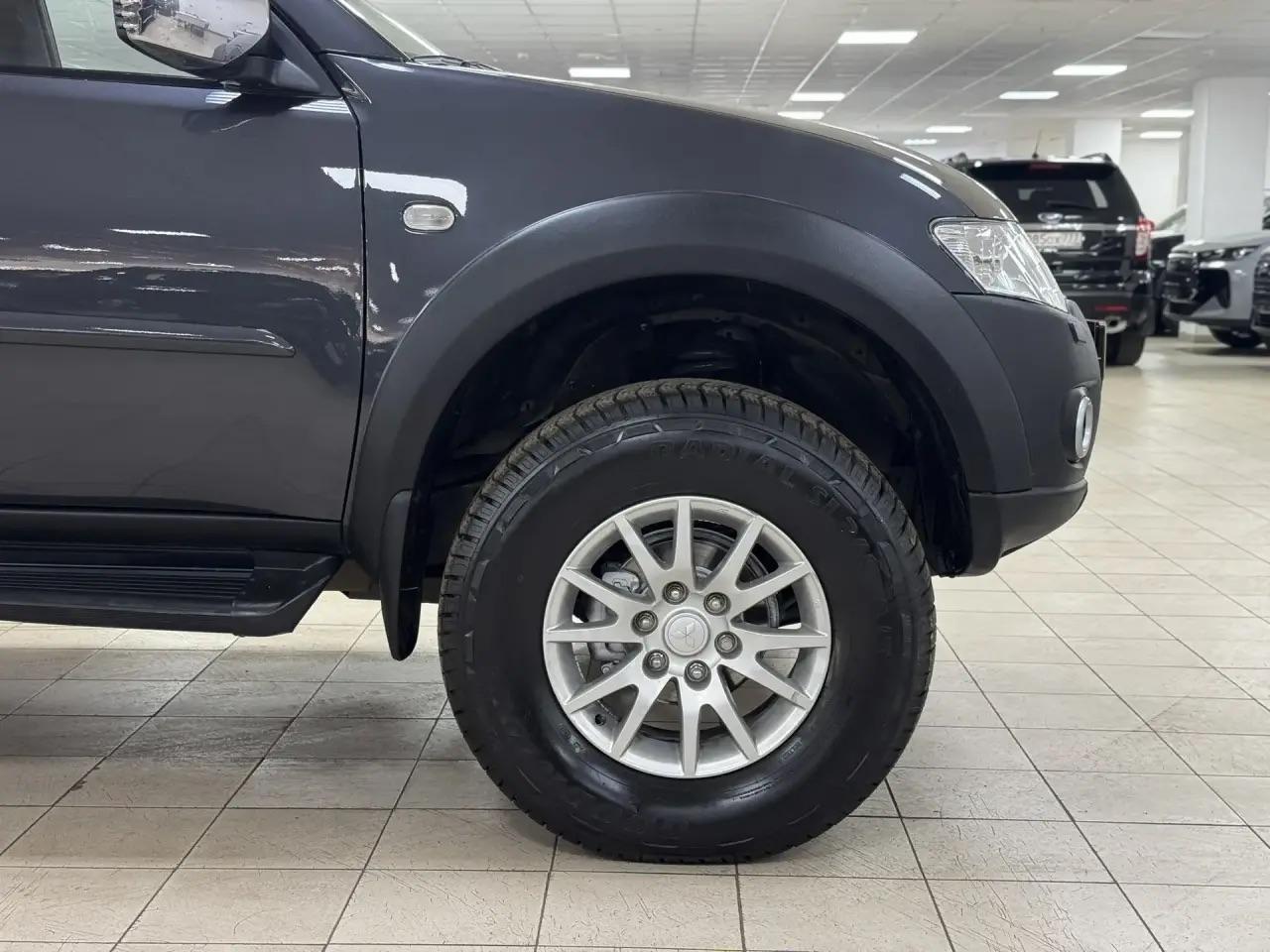 Mitsubishi Pajero Sport
