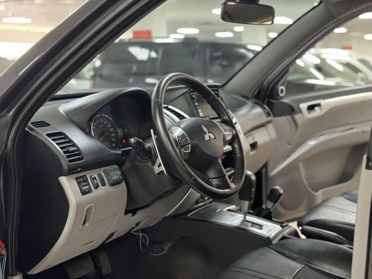 Mitsubishi Pajero Sport