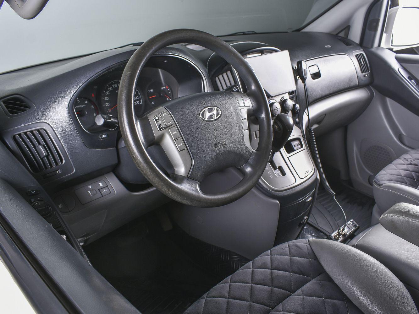 Hyundai Grand Starex, 2014