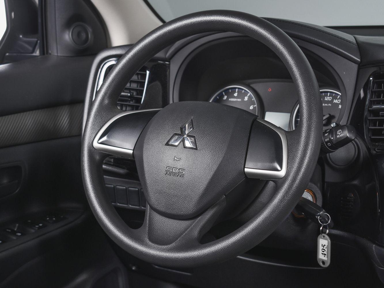 Mitsubishi Outlander, 2016