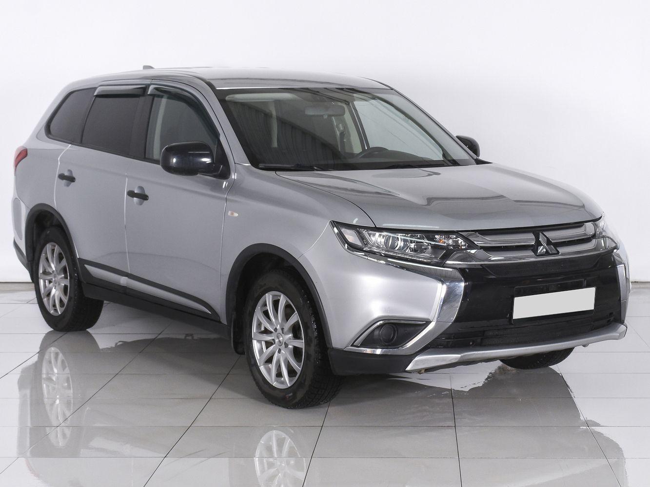 Mitsubishi Outlander 2016