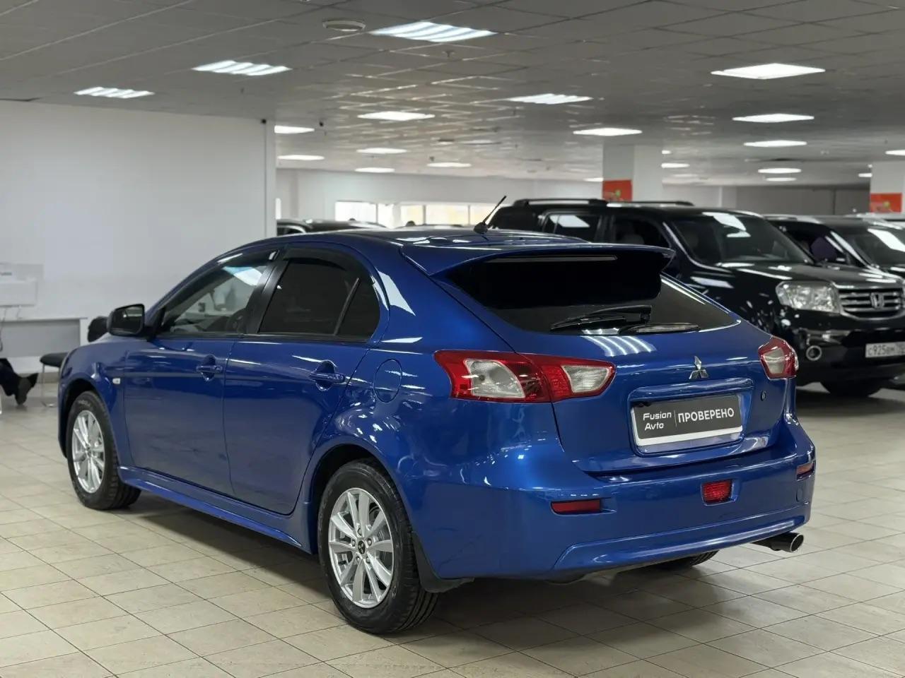Mitsubishi Lancer