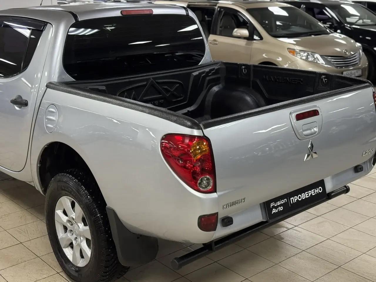 Mitsubishi L200