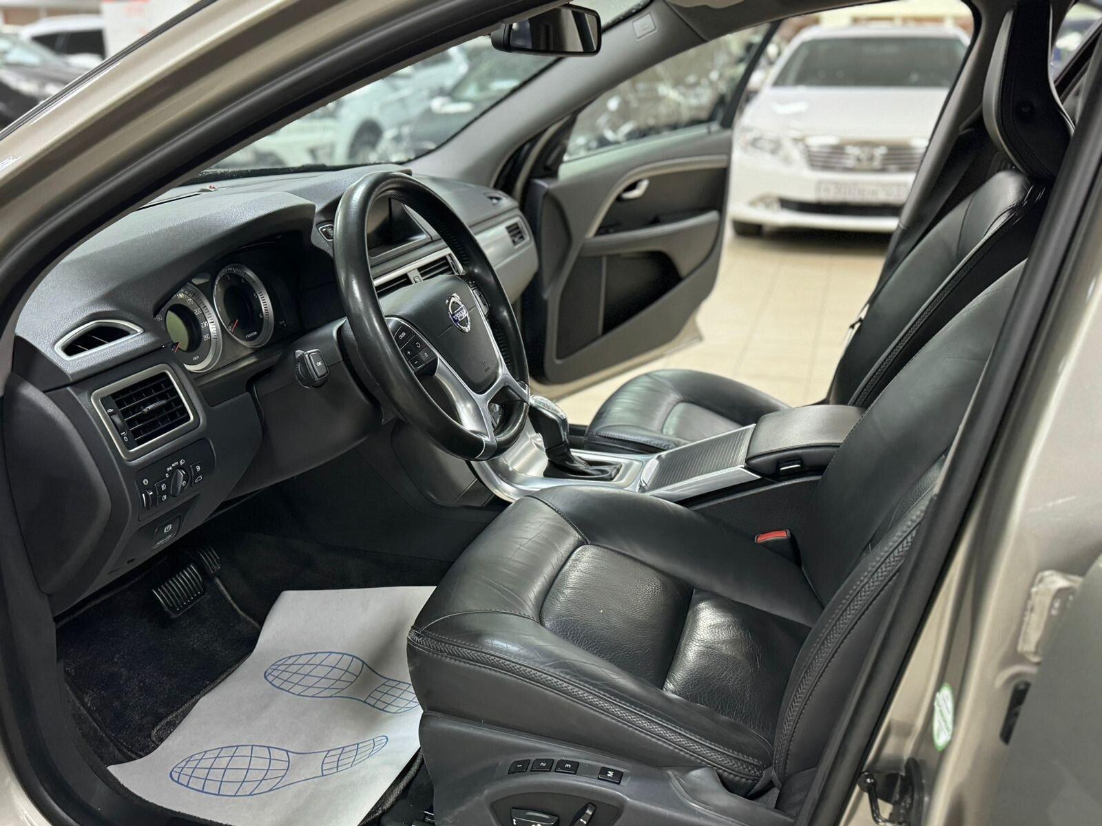 Volvo XC70