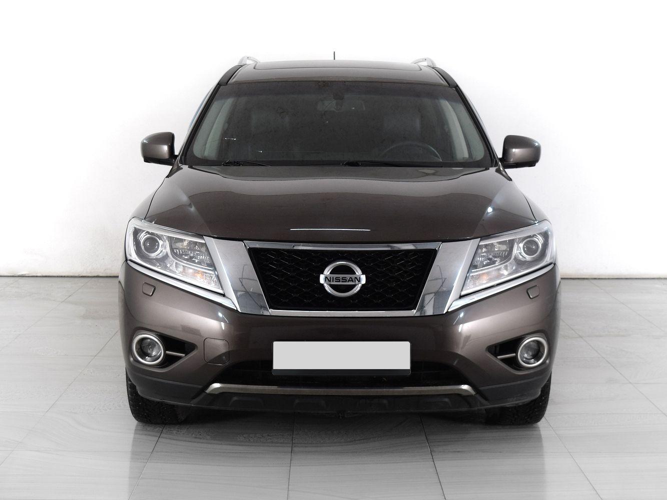 Nissan Pathfinder, 2015