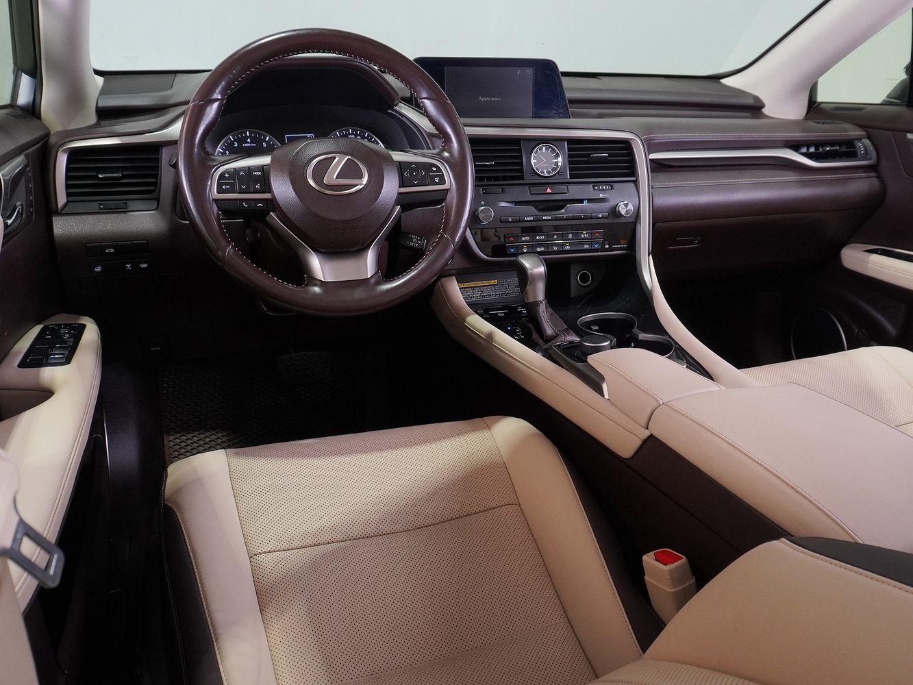 Lexus RX, 2017