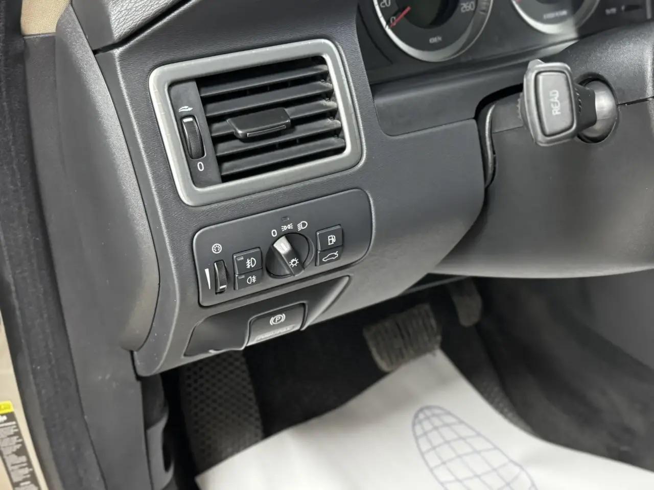 Volvo XC70