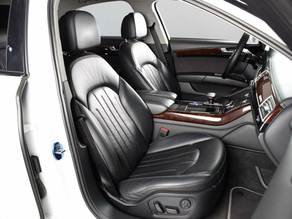 Audi A8, 2012