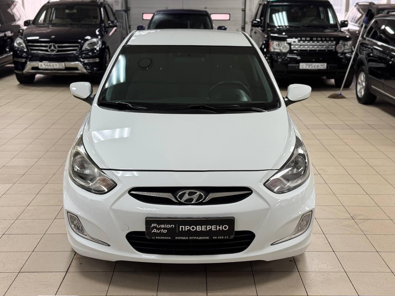 Hyundai Solaris