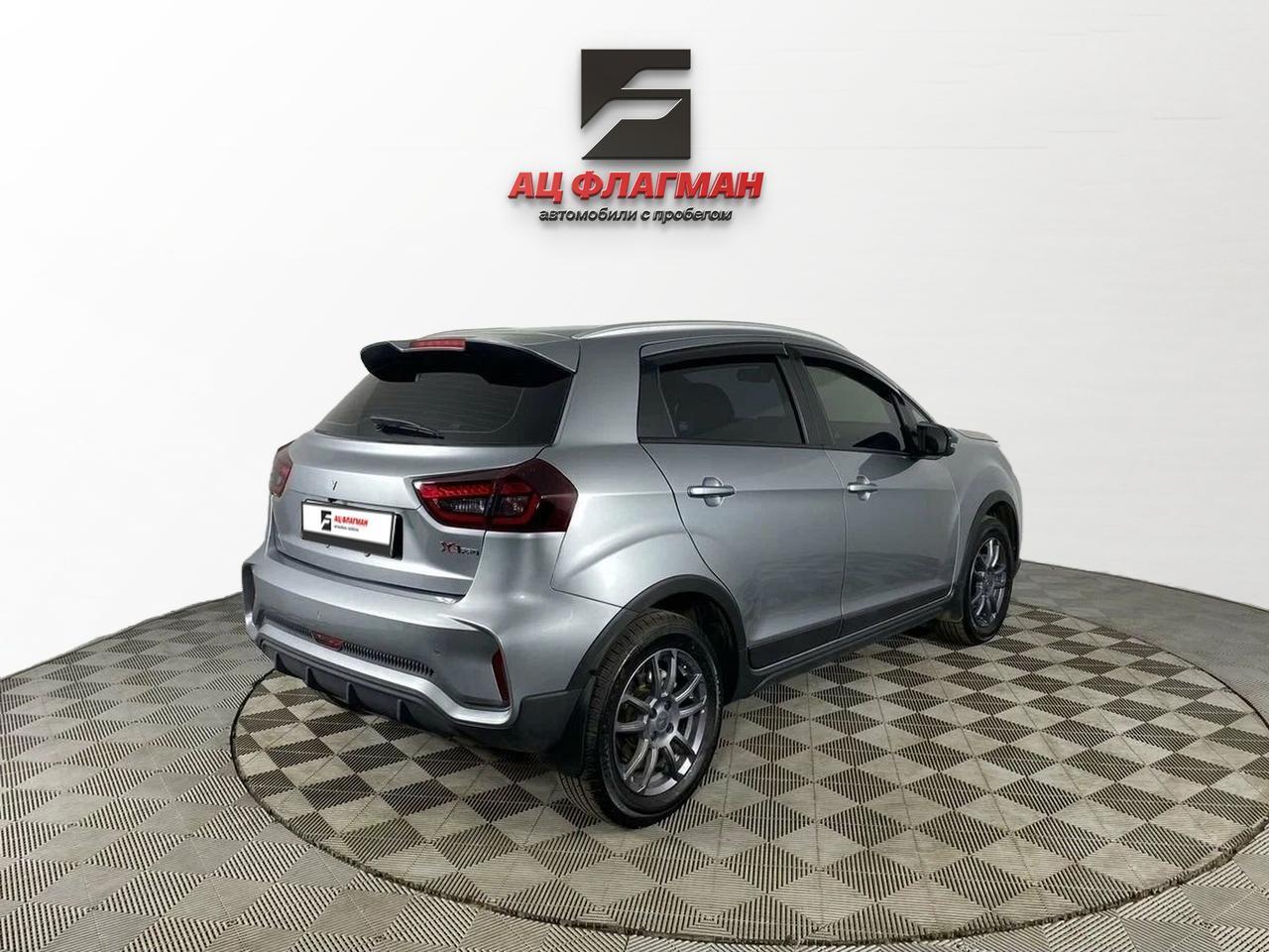 фото автомобиля 1