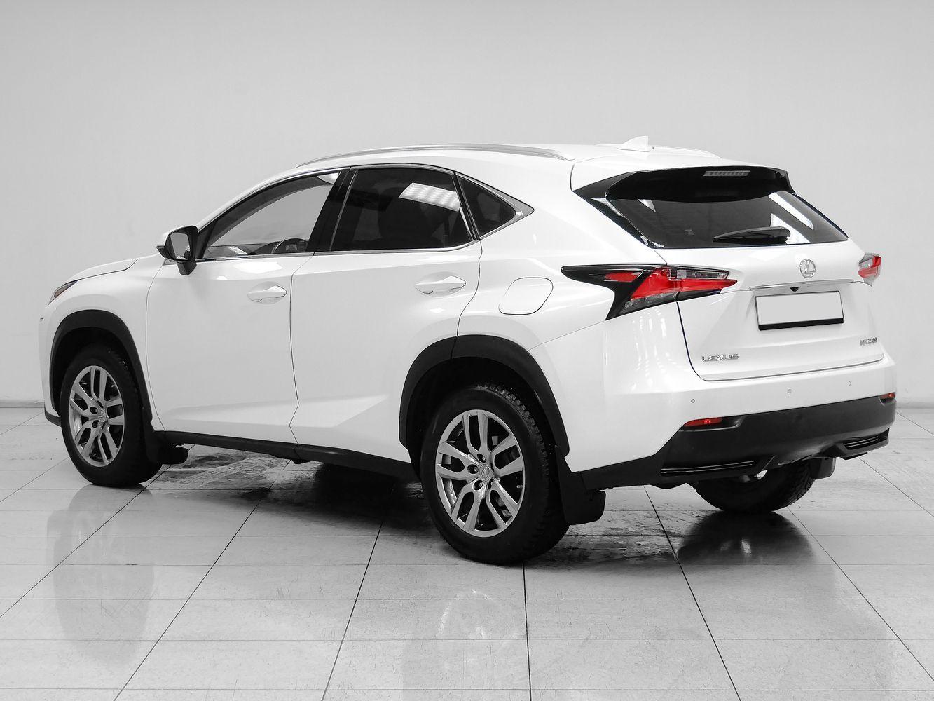 Lexus NX, 2016