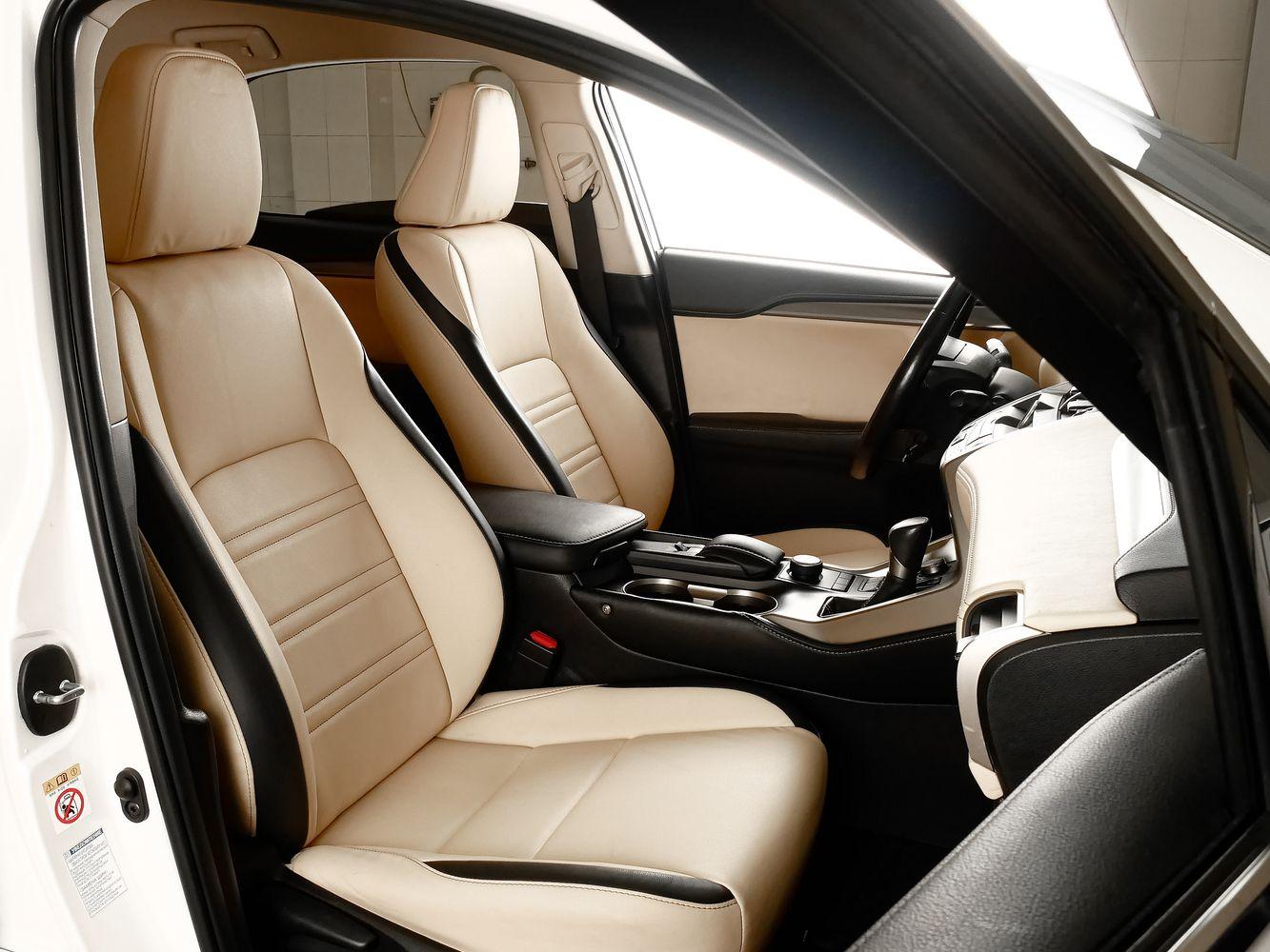 Lexus NX, 2016