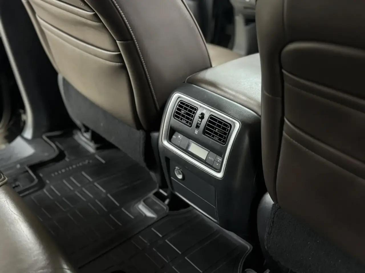 Infiniti JX