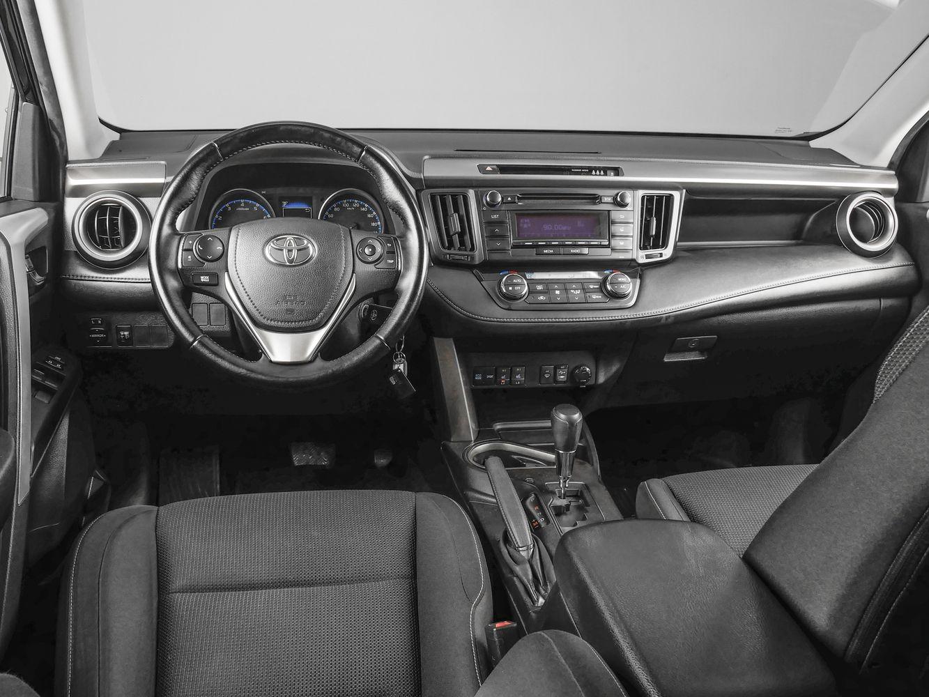 Toyota RAV4, 2018