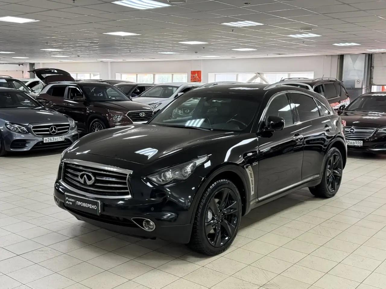 Infiniti QX70