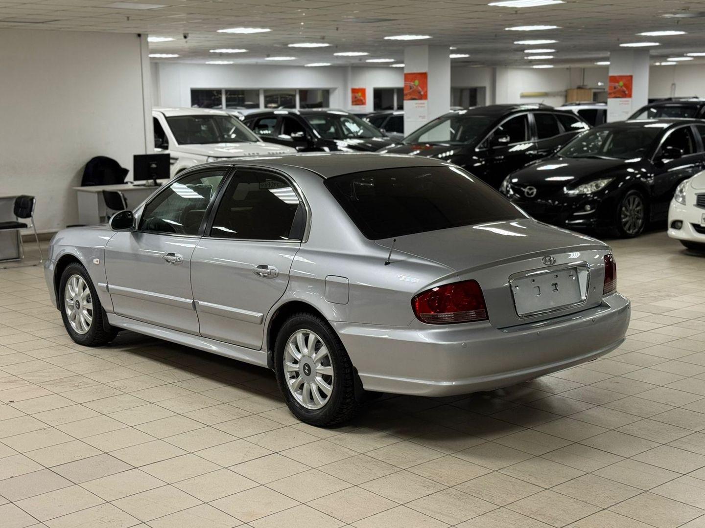 Hyundai Sonata