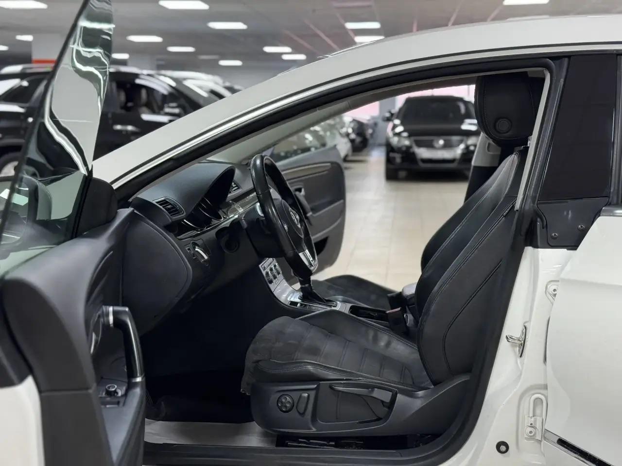 Volkswagen Passat CC