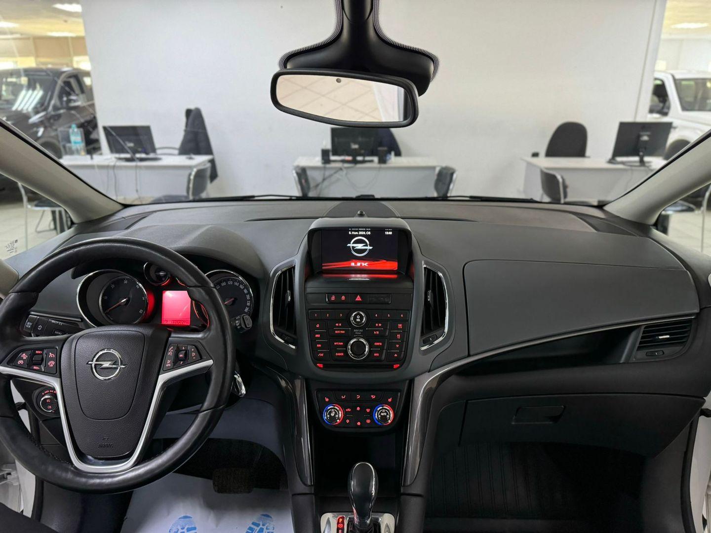 Opel Zafira