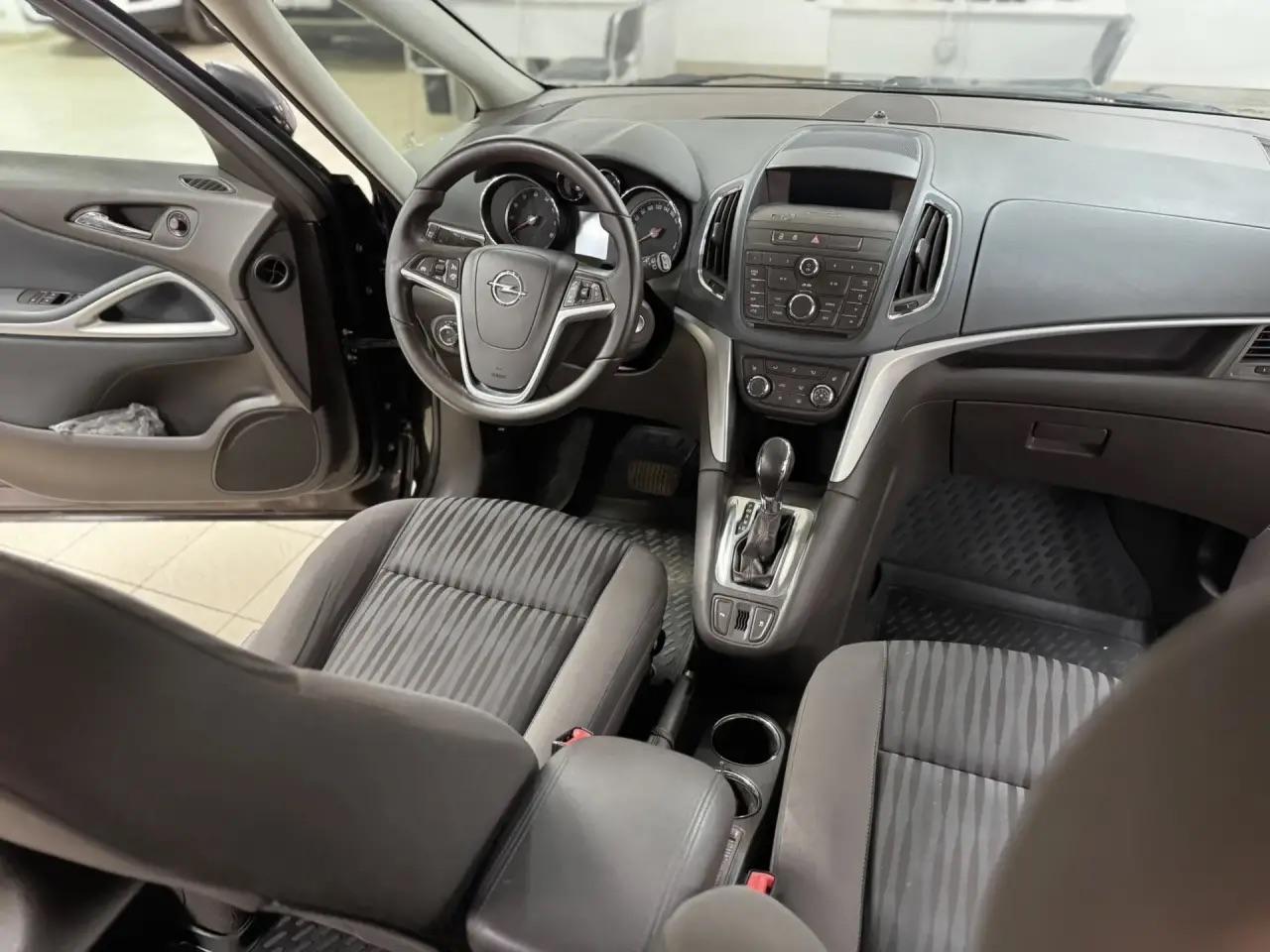 Opel Zafira