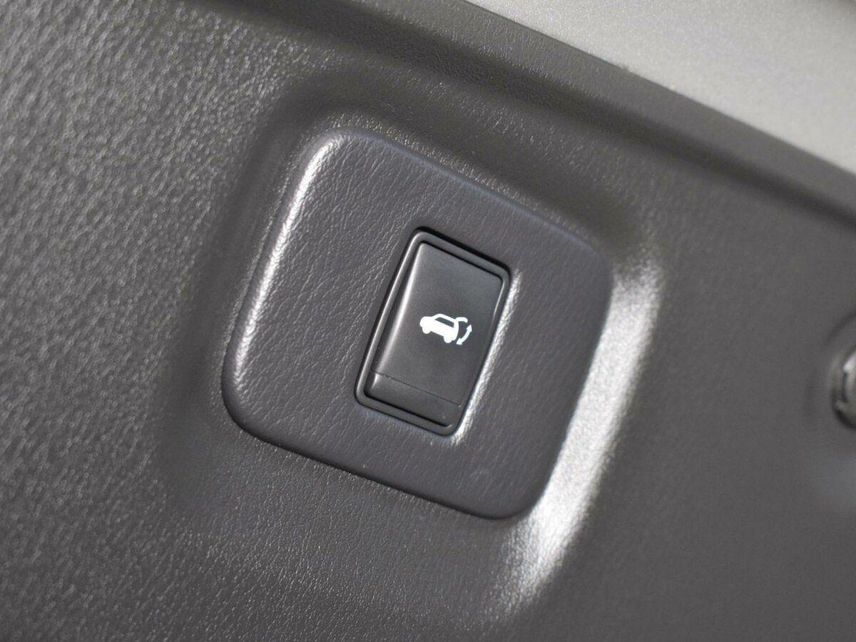 Nissan Pathfinder, 2016
