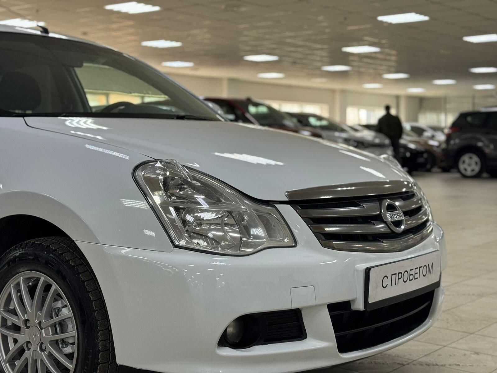 Nissan Almera